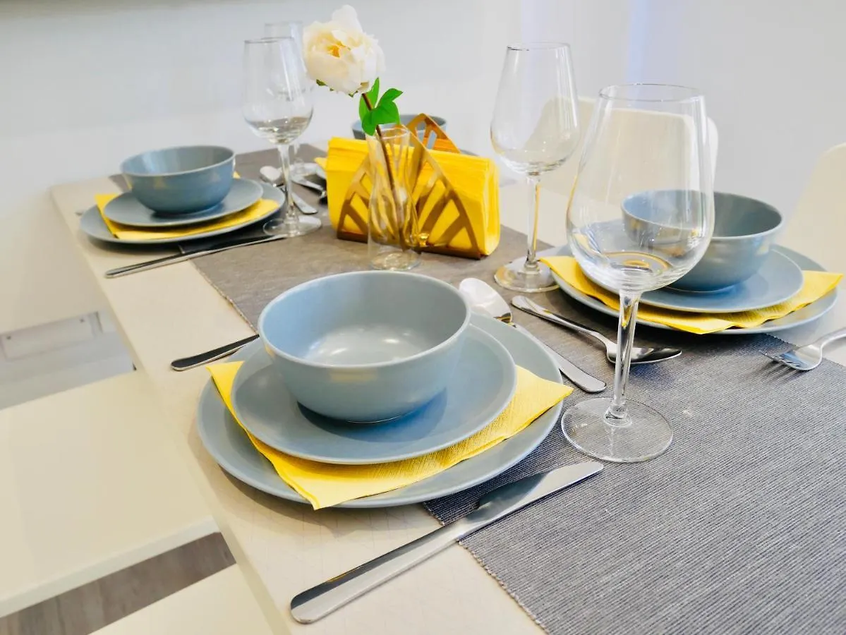 Beautiful Alumpointe Apartment - 400M To The Beach 伯恩茅斯