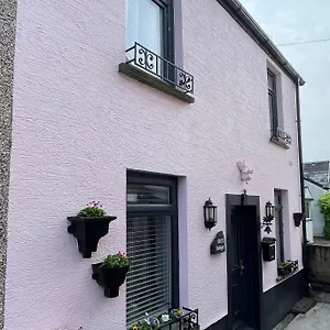 beautiful-mumbles-gower-cottage.cardiffhotelswales.com/
